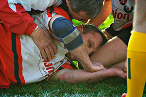 Joueur blessé lors d'un match de rugby